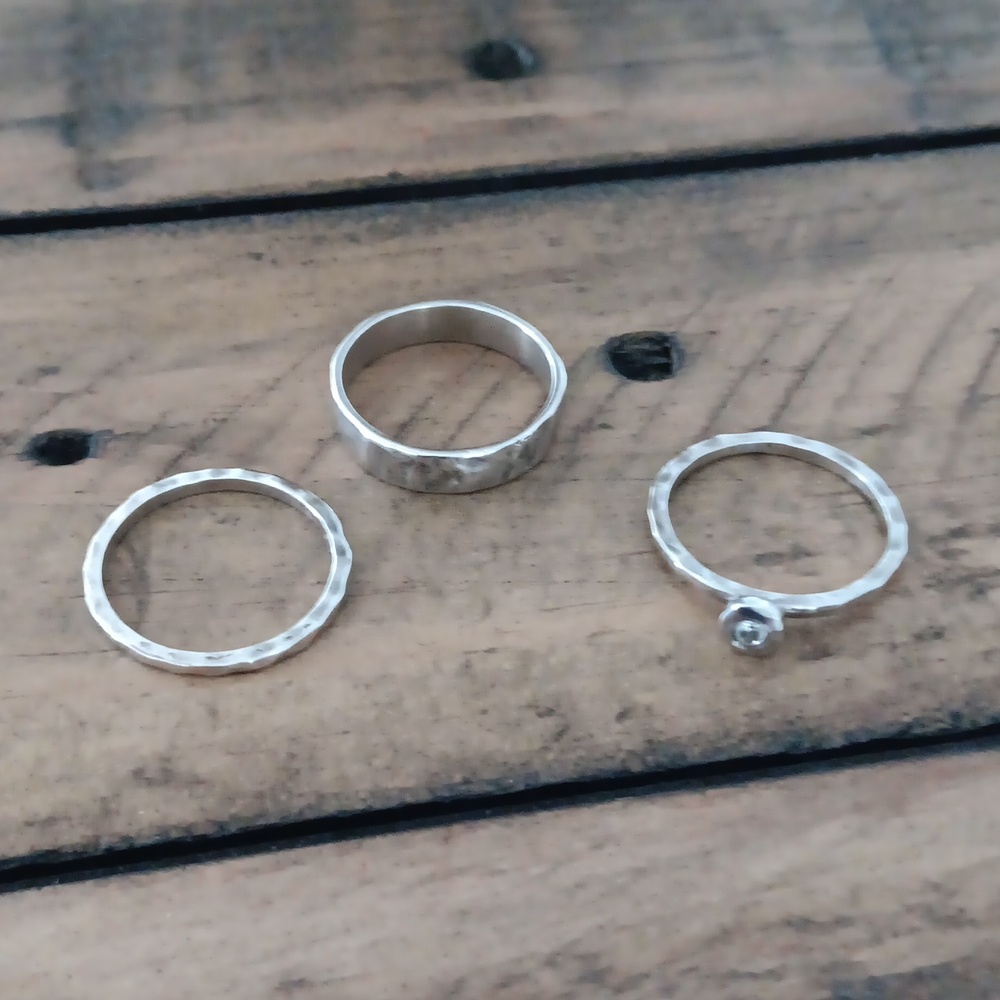 Silpada Hammered Sterling Silver Ring Set - Picture 2 of 3